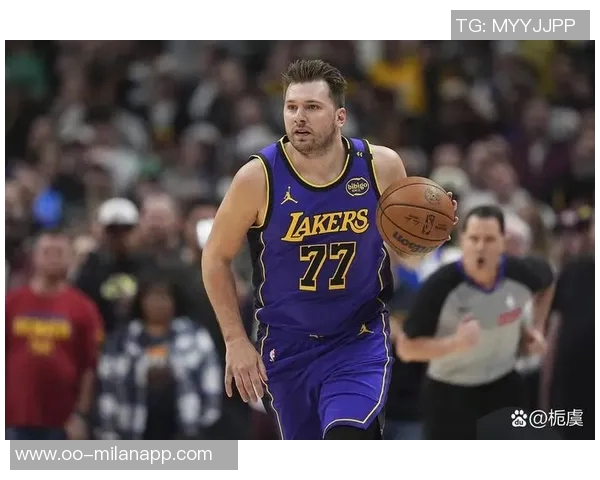 东契奇对老人的恶搞引争议LBJ诈伤背后真相揭秘湖人险被翻盘的传奇故事 东契奇对老人的恶搞引争议LBJ诈伤背后真相揭秘湖人险被翻盘的传奇故事